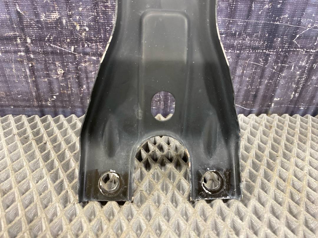 Кронштейн замка капота, 870 рублей, Красноярск