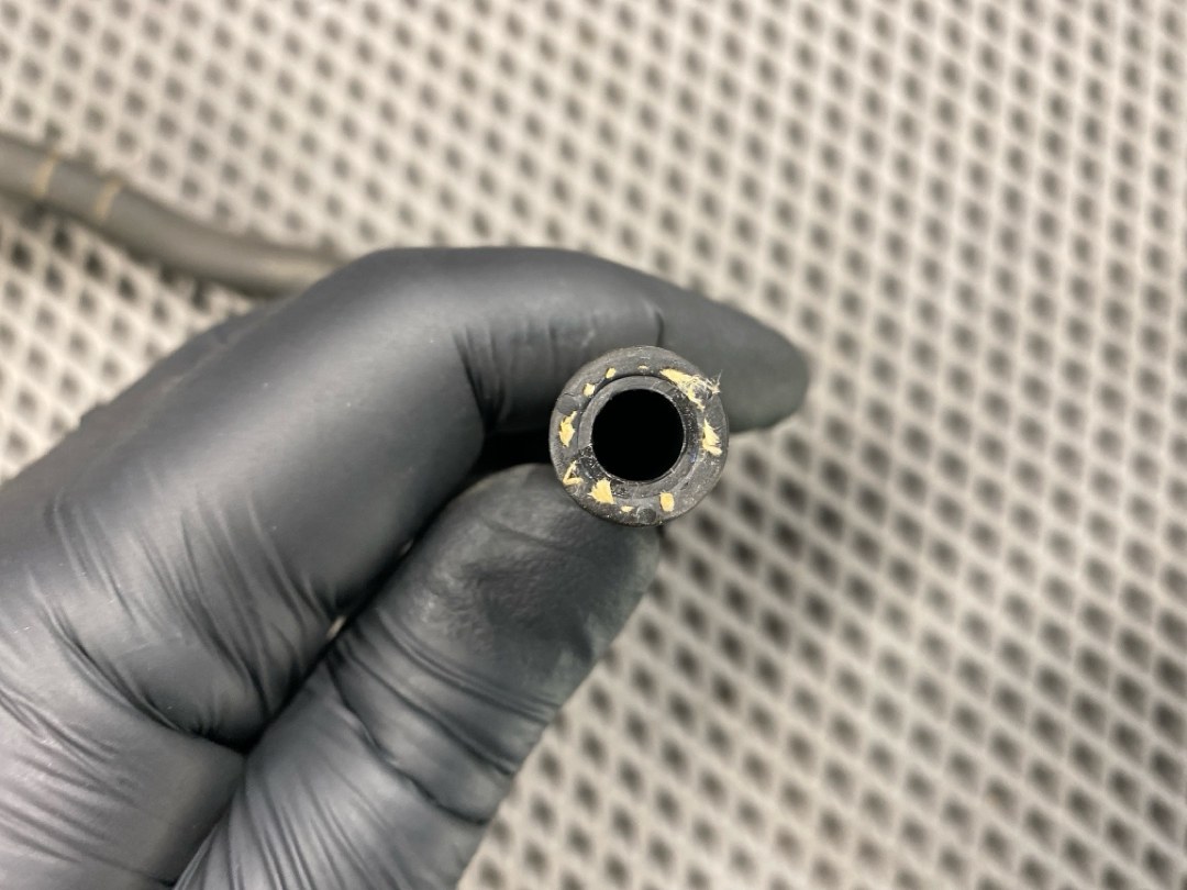 Шланг системы охлаждения, 3220 рублей, Красноярск