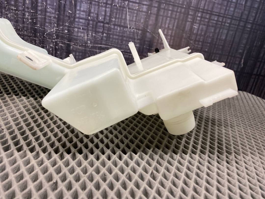 Бачок омывателя, 5210 рублей, Красноярск