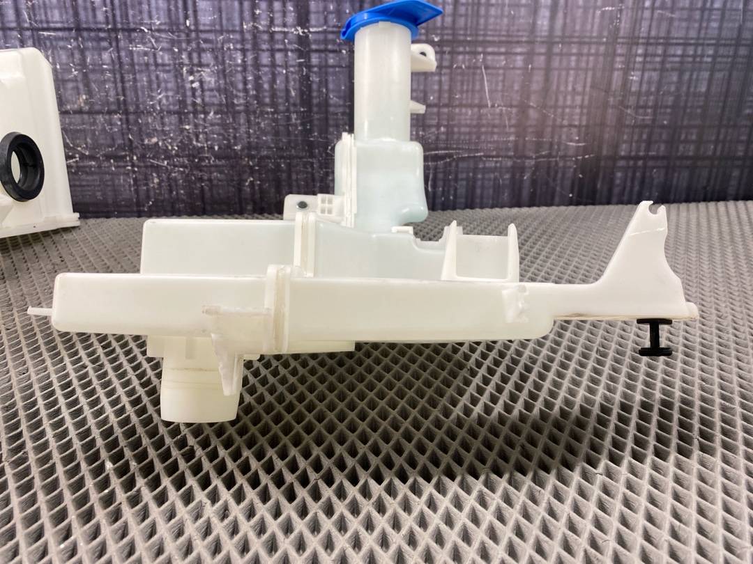 Бачок омывателя, 5210 рублей, Красноярск