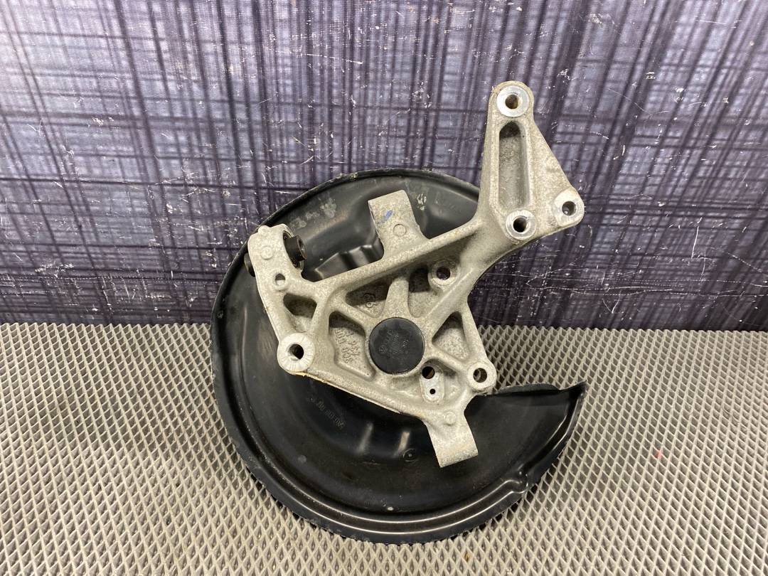 Поворотный кулак, 3430 рублей, Красноярск