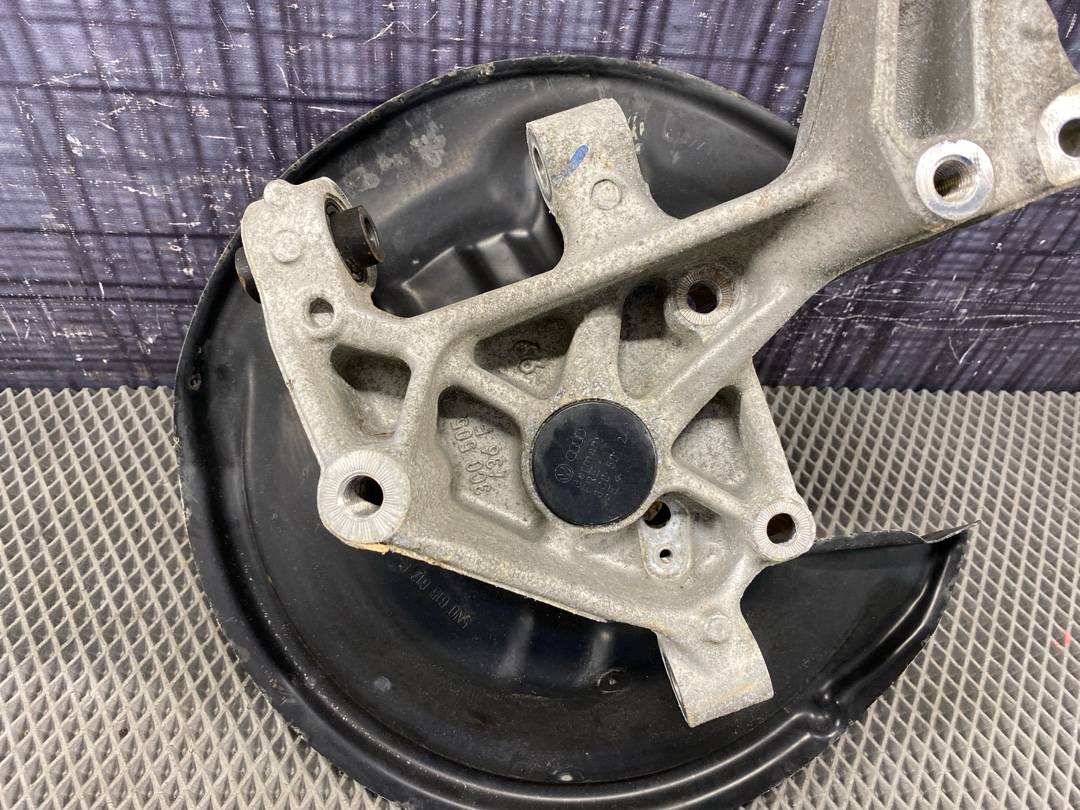 Поворотный кулак, 3430 рублей, Красноярск