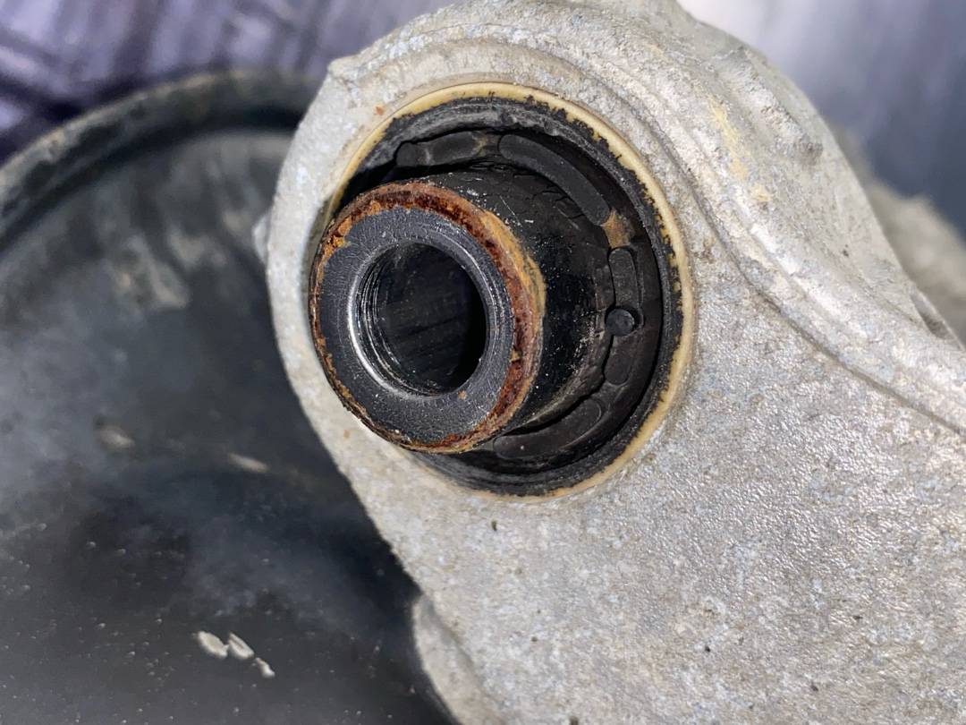 Поворотный кулак, 3430 рублей, Красноярск