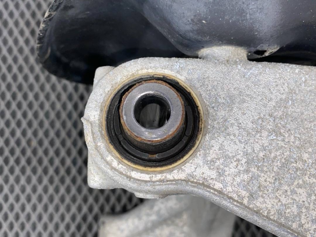 Поворотный кулак, 3430 рублей, Красноярск