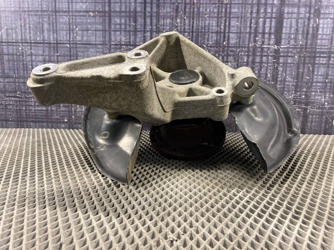 Поворотный кулак, 3430 рублей, Красноярск