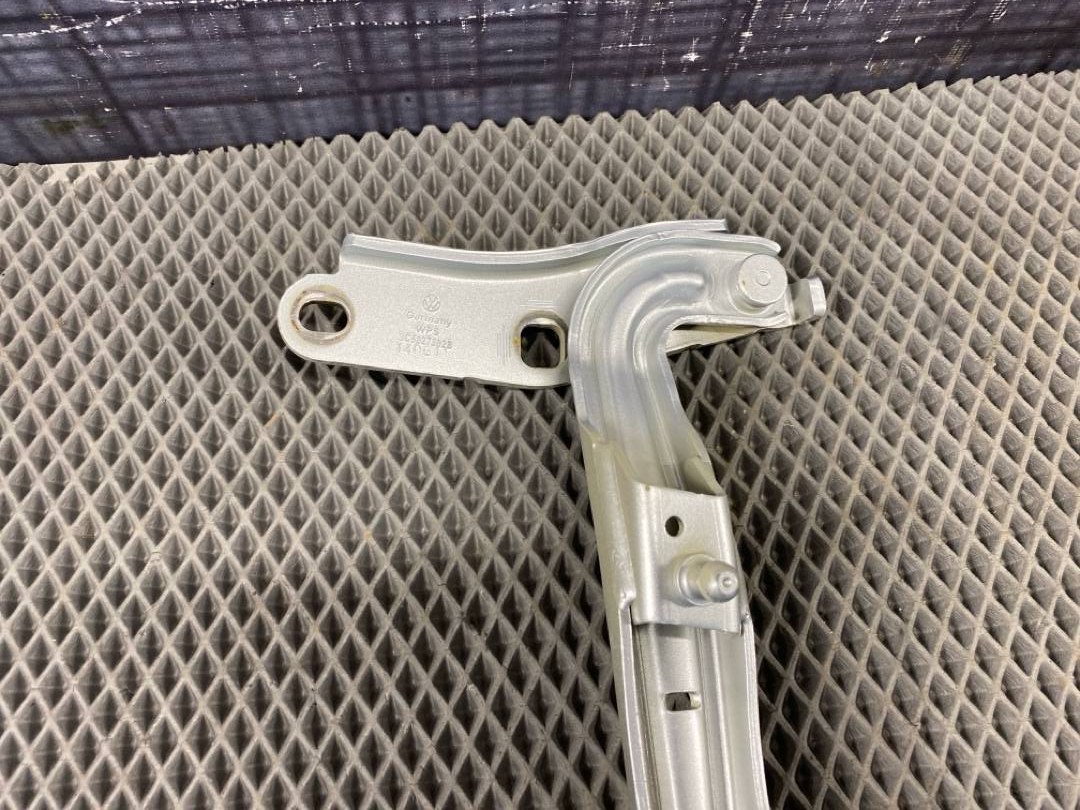 Петля багажника, 918 рублей, Красноярск