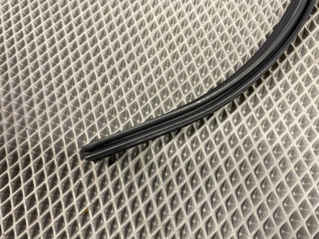 Подкапотный уплотнитель, 920 рублей, Красноярск