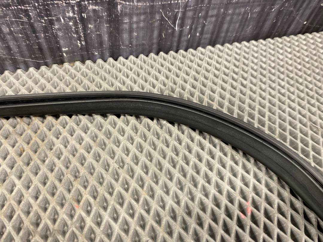 Подкапотный уплотнитель, 920 рублей, Красноярск