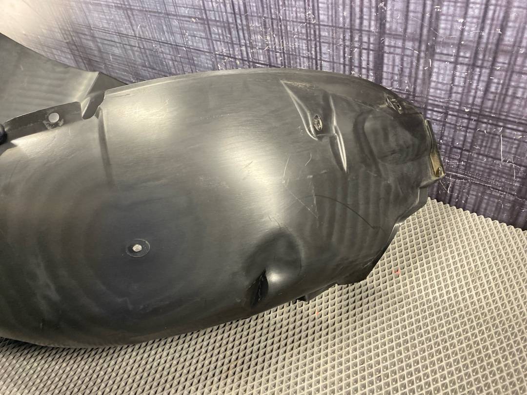 Подкрылок, 840 рублей, Красноярск