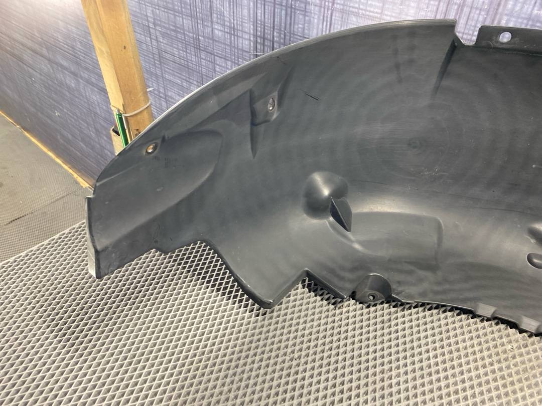 Подкрылок, 840 рублей, Красноярск