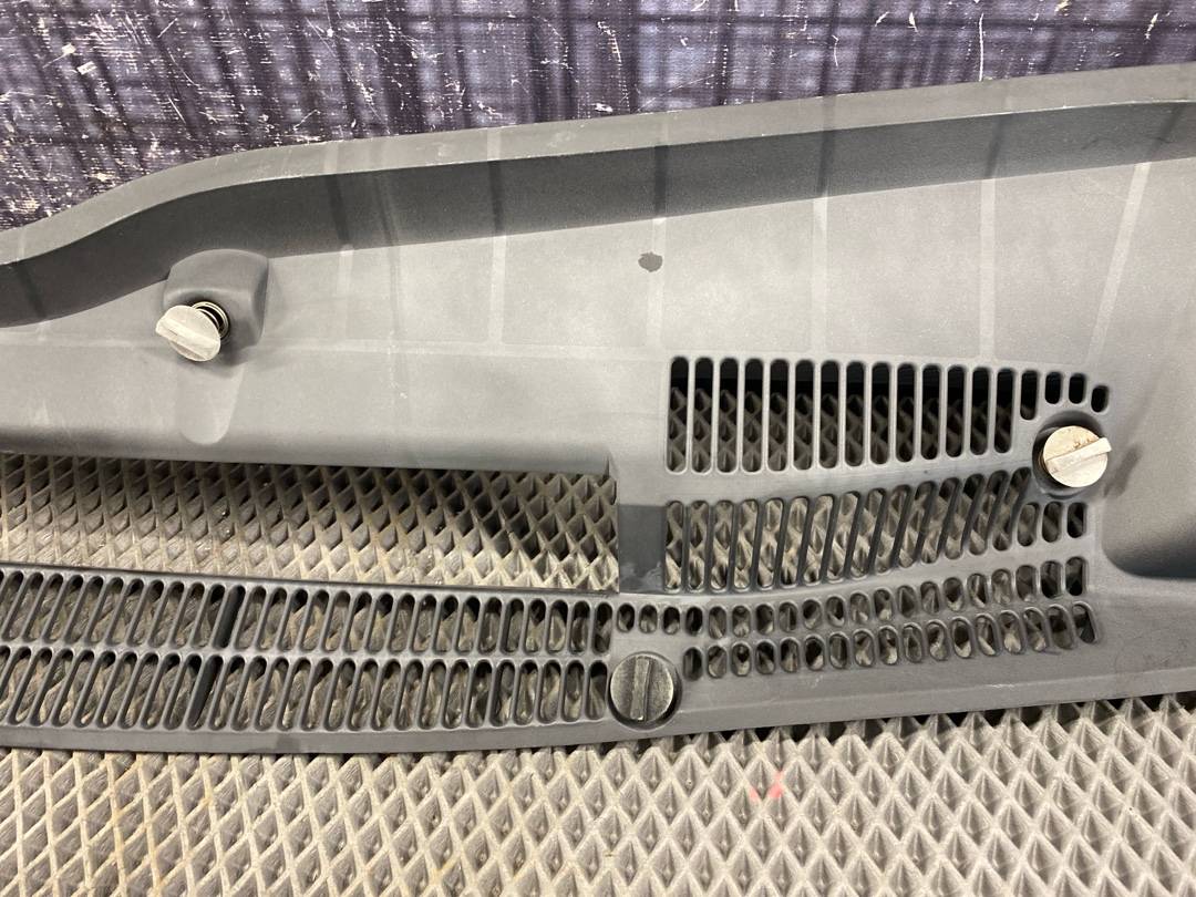 Решетка под лобовое стекло, 1335 рублей, Красноярск