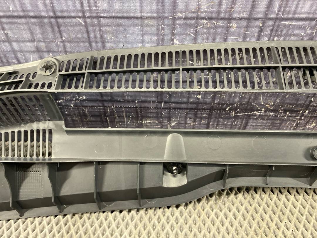 Решетка под лобовое стекло, 1335 рублей, Красноярск