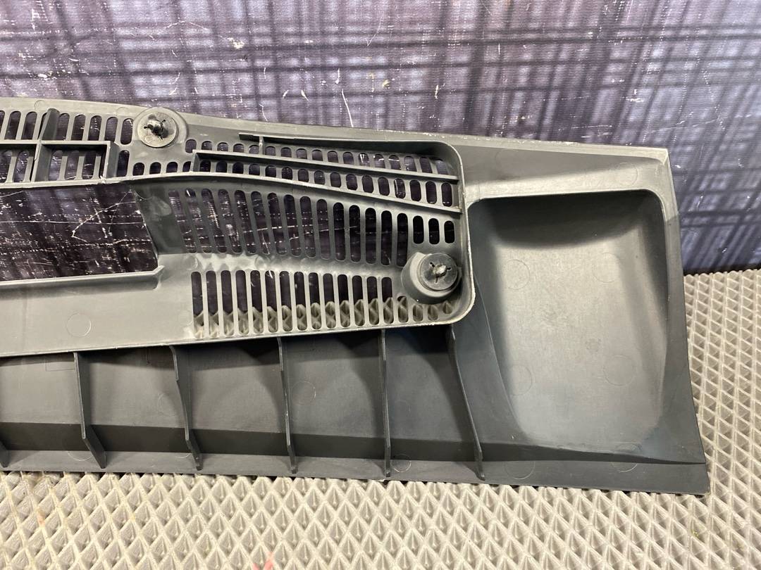 Решетка под лобовое стекло, 1335 рублей, Красноярск