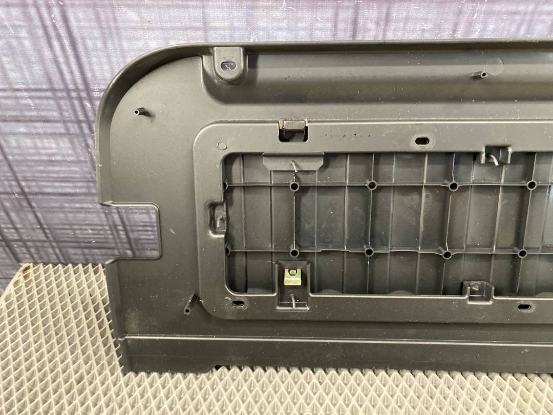 Обшивка крышки багажника, 1065 рублей, Красноярск