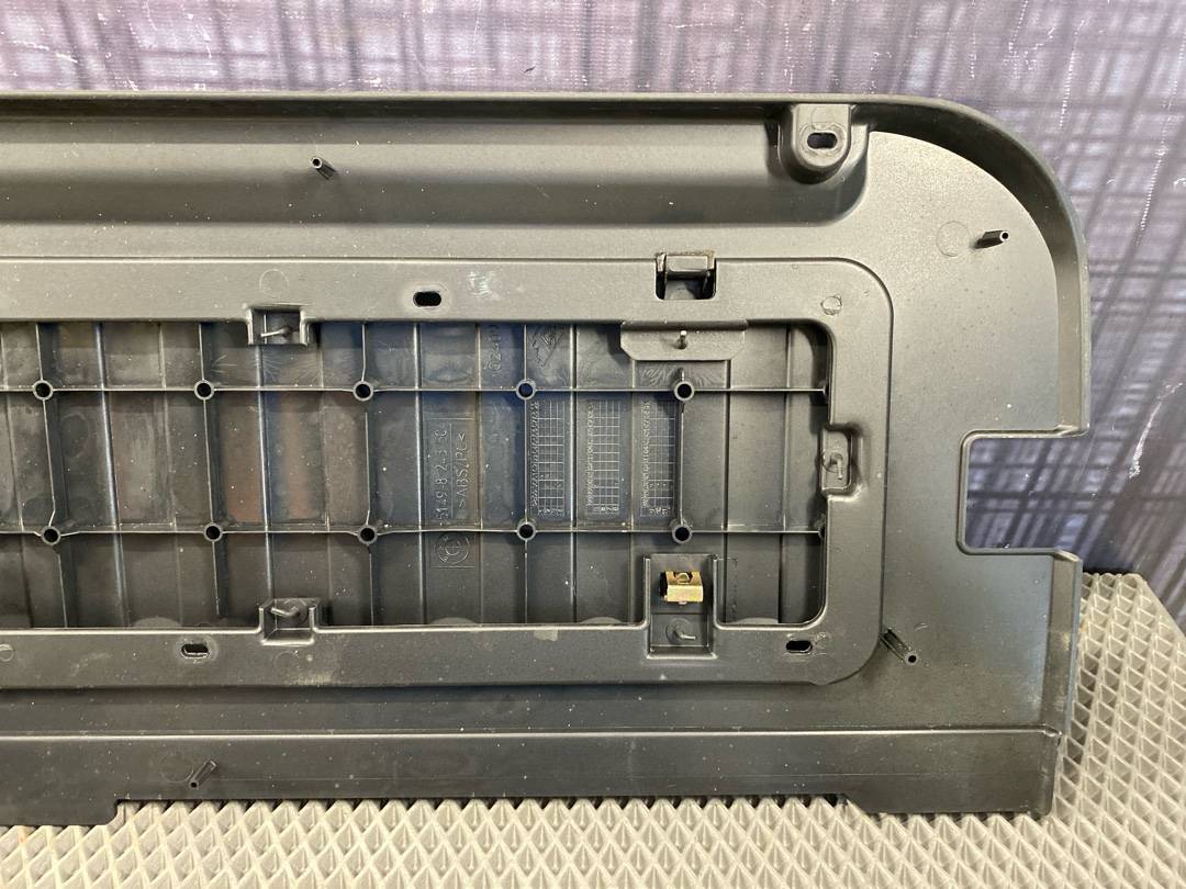 Обшивка крышки багажника, 1065 рублей, Красноярск