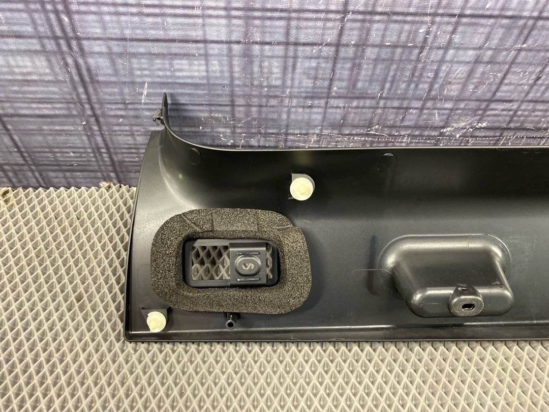 Обшивка крышки багажника, 795 рублей, Красноярск