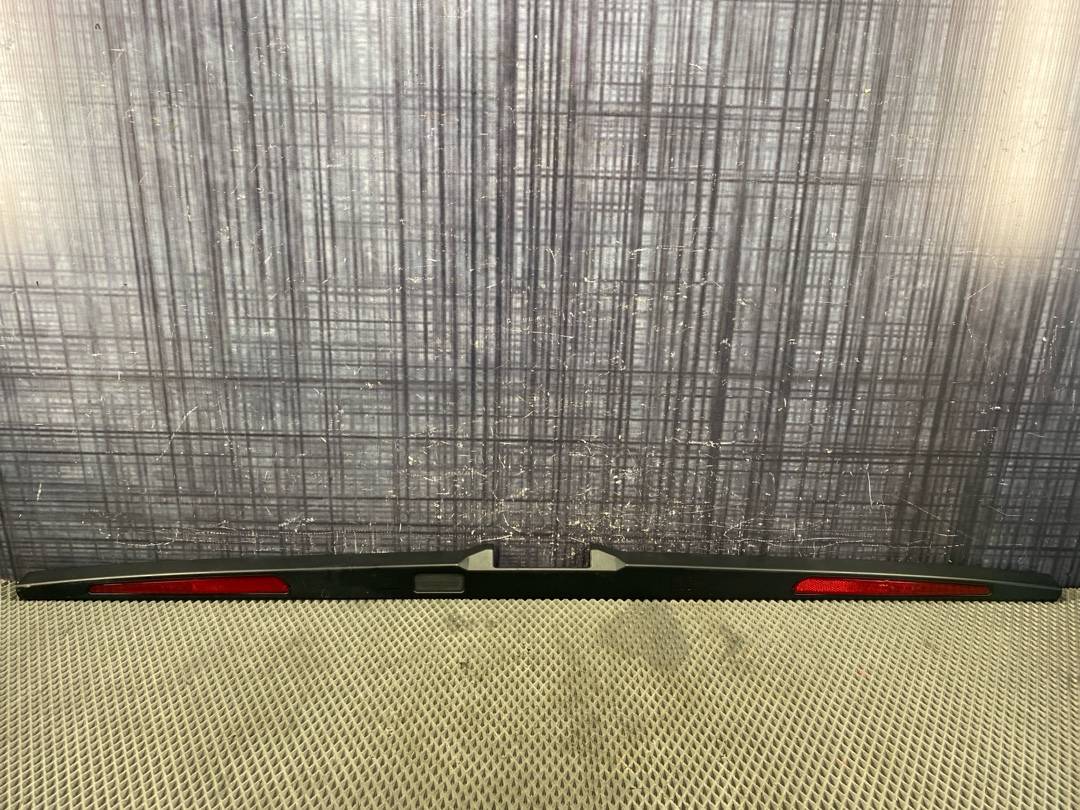 Пластик крышки багажника, 855 рублей, Красноярск