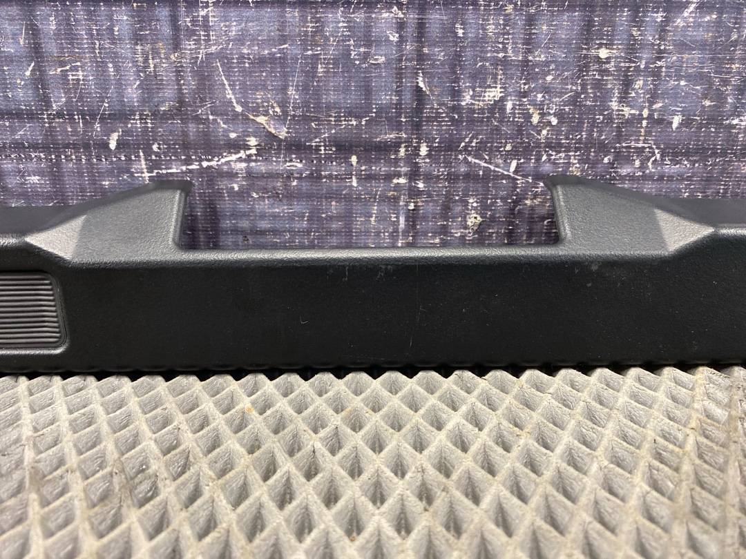 Пластик крышки багажника, 855 рублей, Красноярск