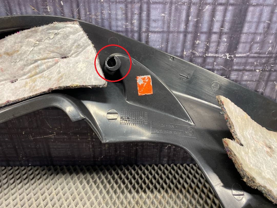 Пластик багажника, 570 рублей, Красноярск