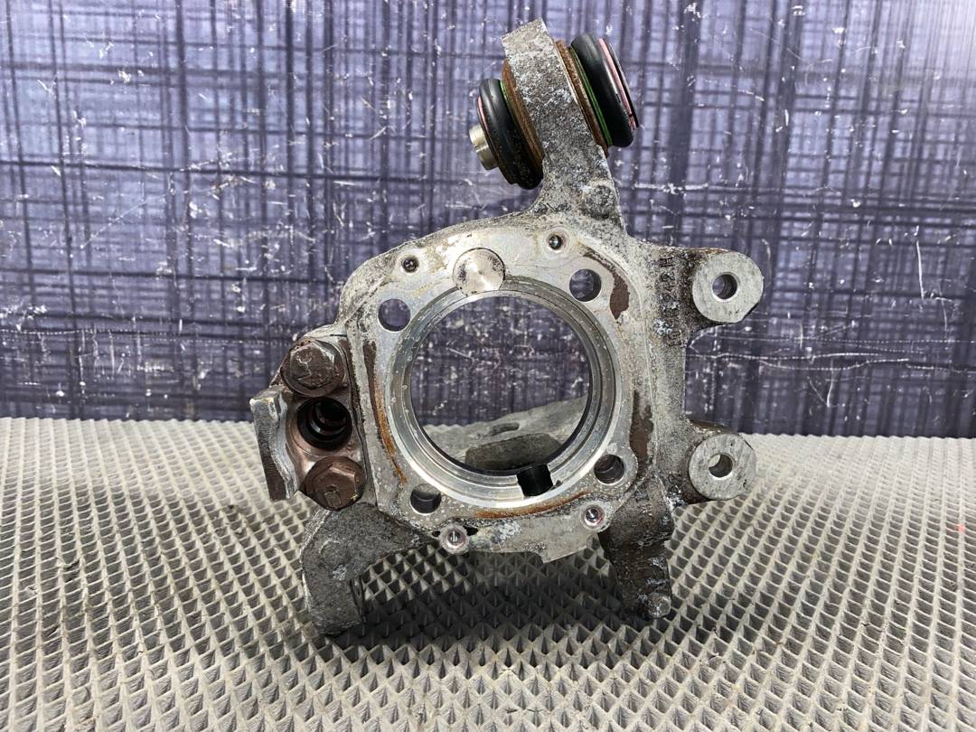 Поворотный кулак, 1973 рублей, Красноярск