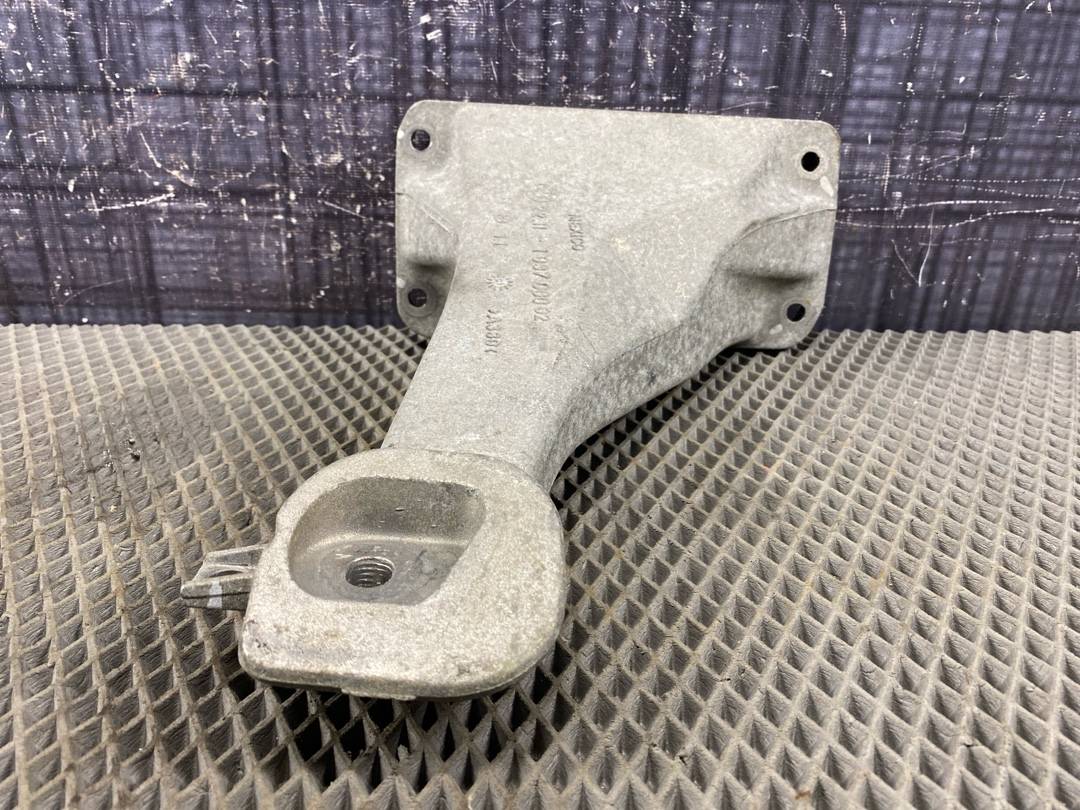 Кронштейн двигателя, 2243 рублей, Красноярск