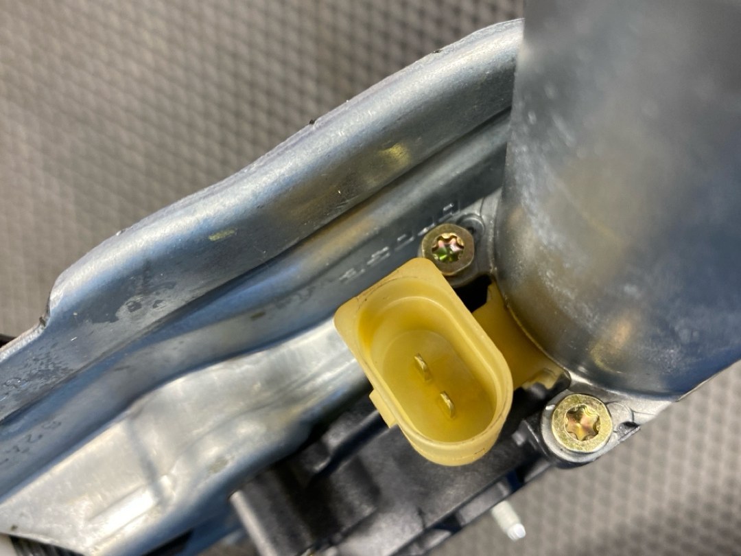 Стеклоподъемник, 2685 рублей, Красноярск