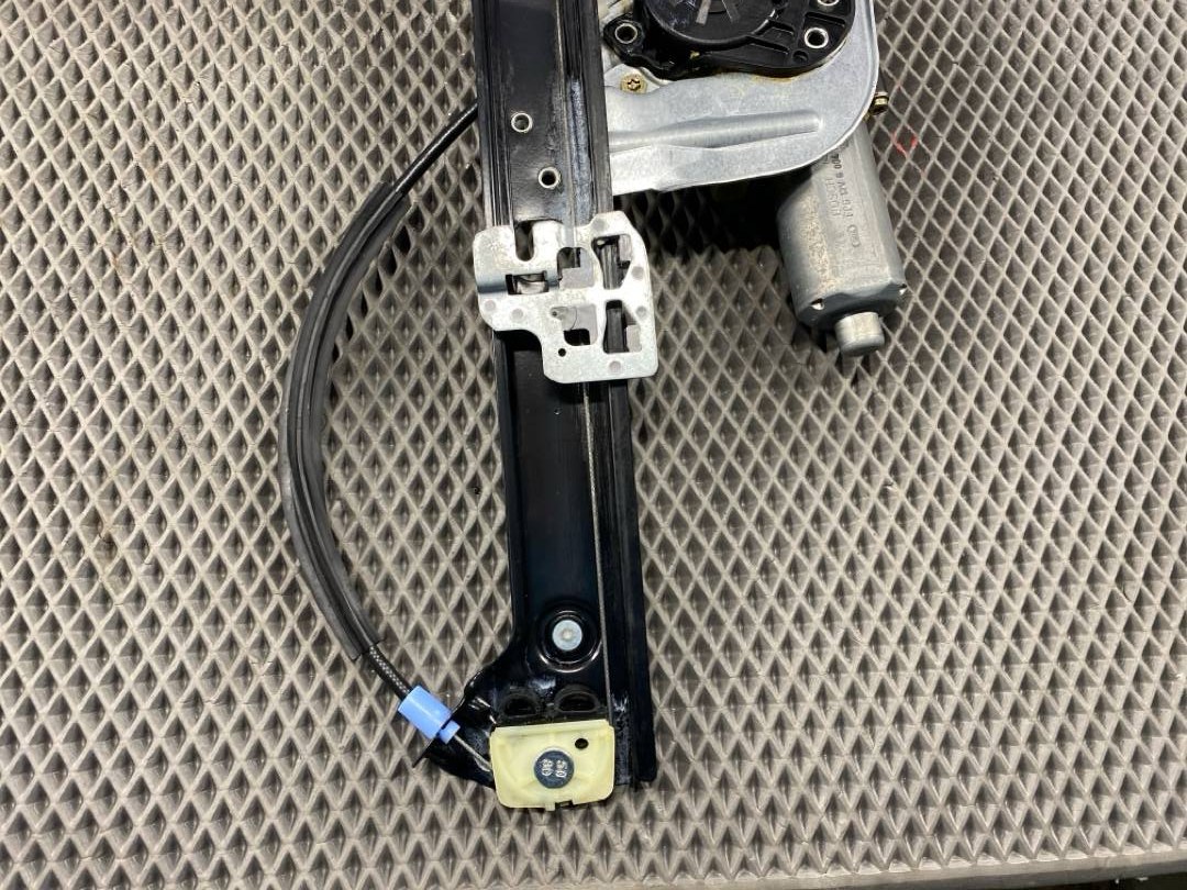 Стеклоподъемник, 2685 рублей, Красноярск