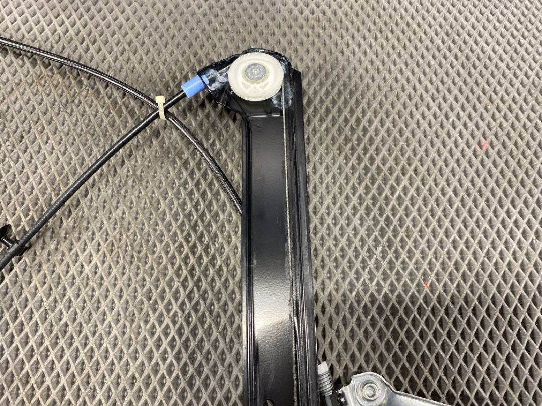 Стеклоподъемник, 2685 рублей, Красноярск