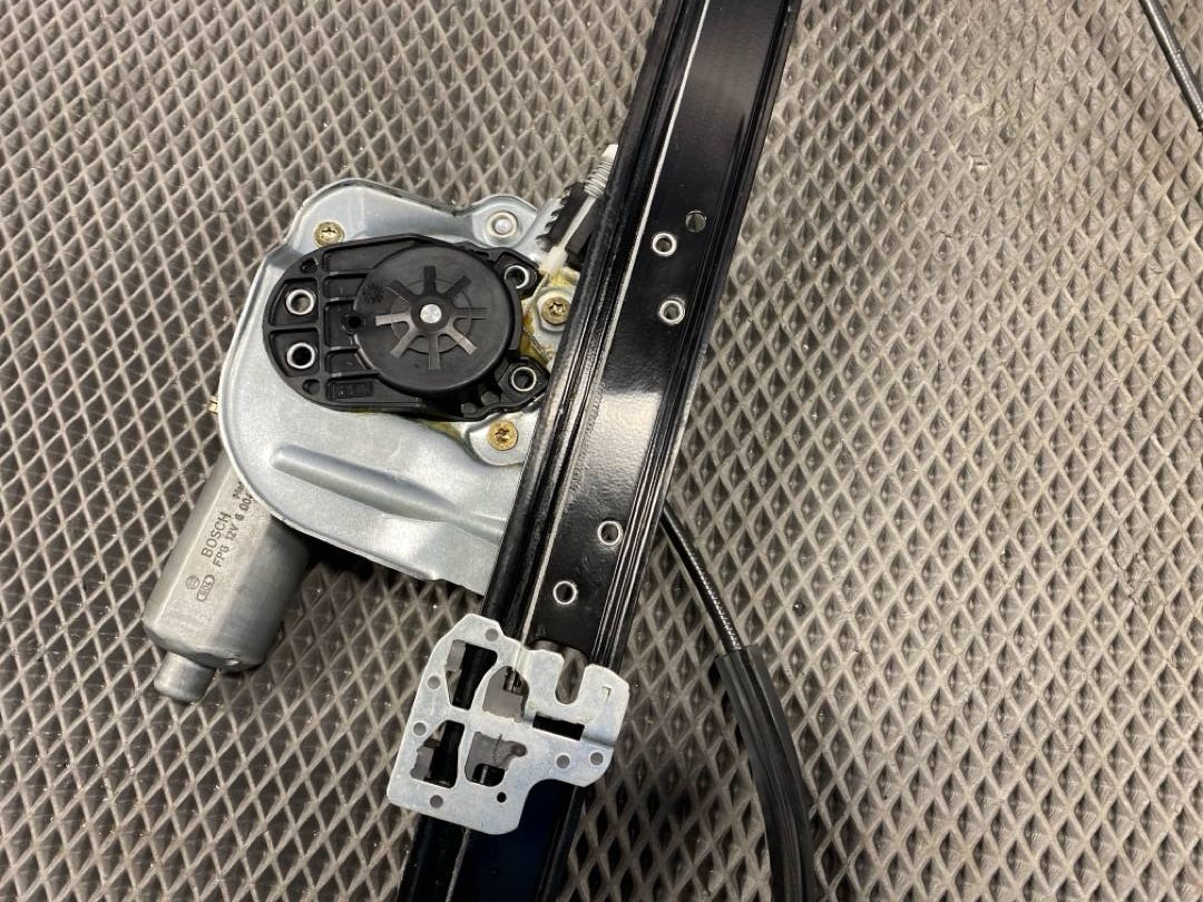 Стеклоподъемник, 3173 рублей, Красноярск