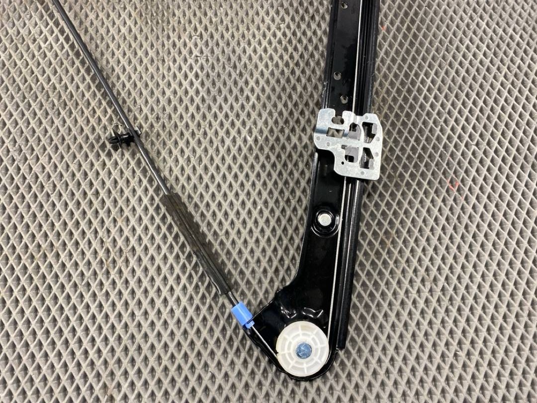 Стеклоподъемник, 3173 рублей, Красноярск