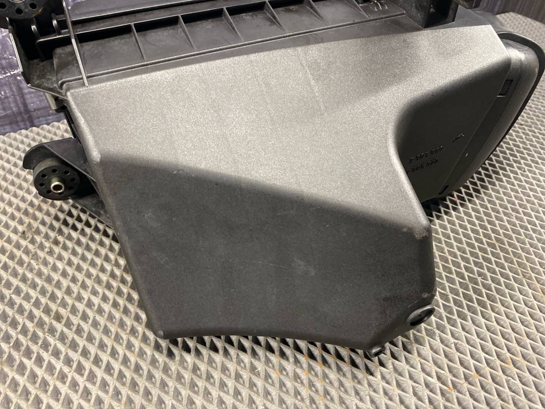 Корпус воздушного фильтра, 2820 рублей, Красноярск