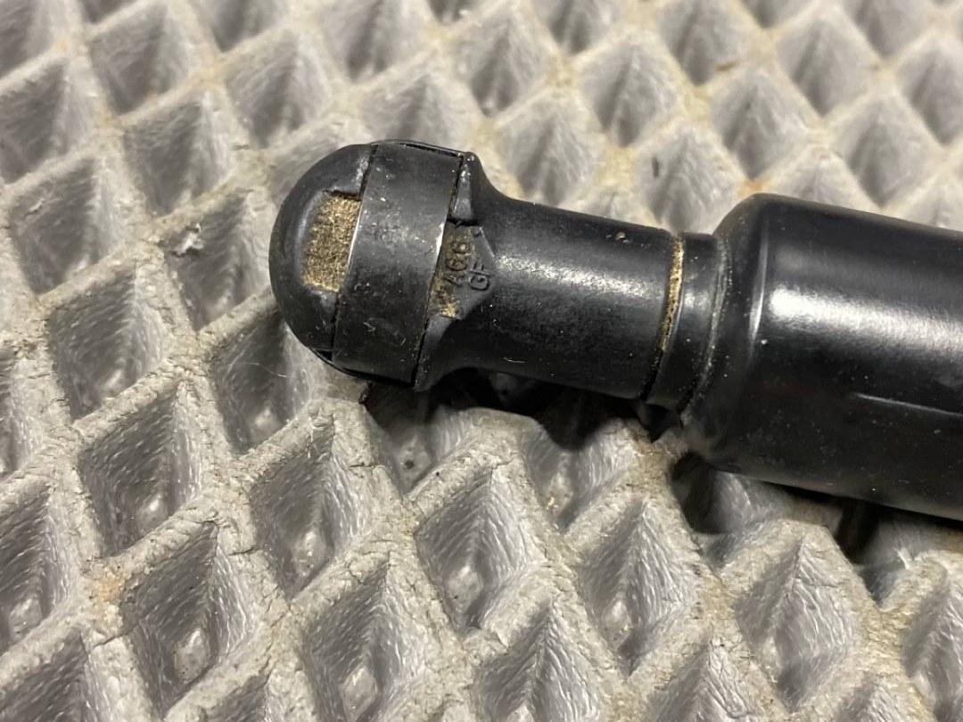 Амортизатор капота, 878 рублей, Красноярск