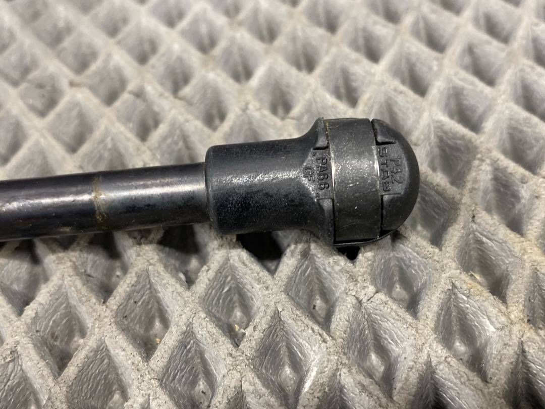 Амортизатор капота, 878 рублей, Красноярск