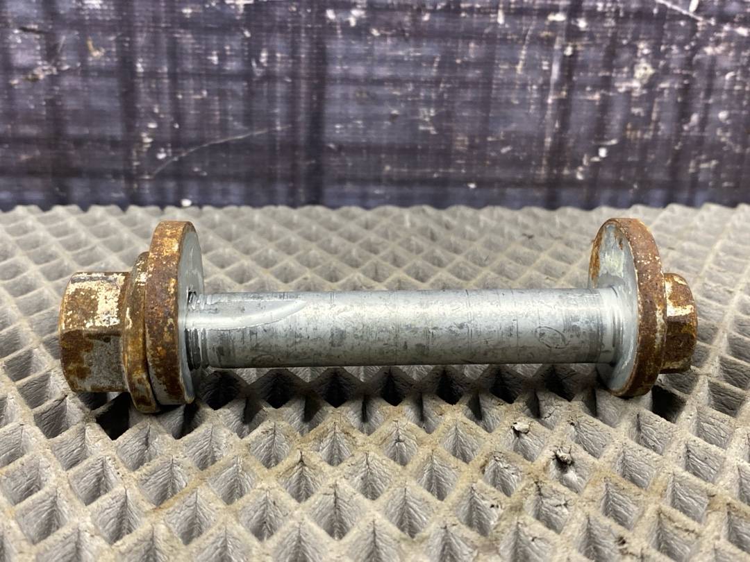 Болт развальный, 465 рублей, Красноярск