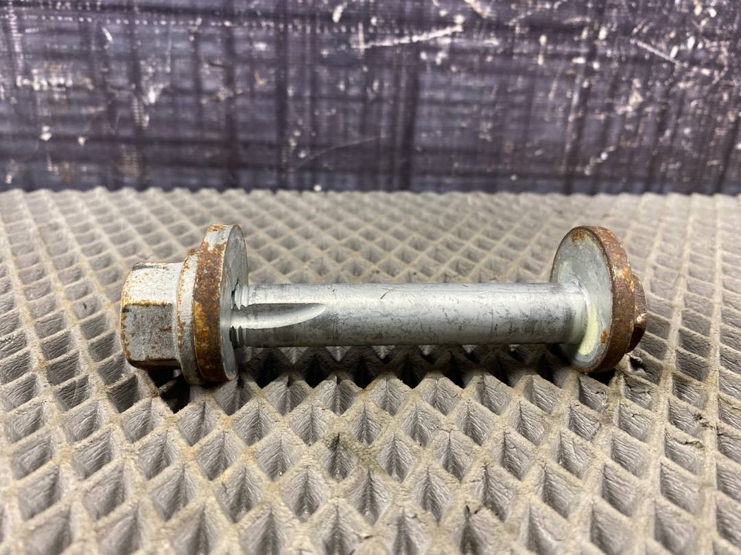 Болт развальный, 465 рублей, Красноярск