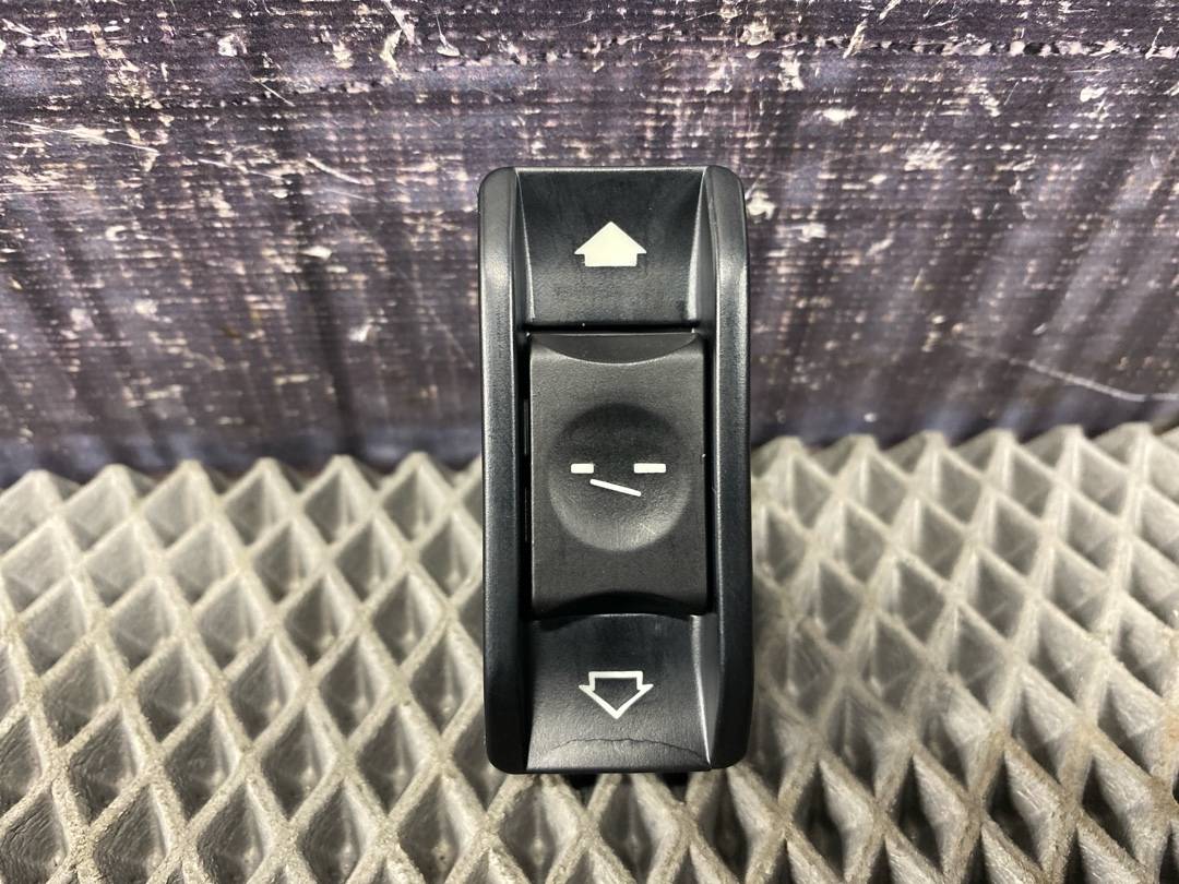 Кнопка люка, 473 рублей, Красноярск