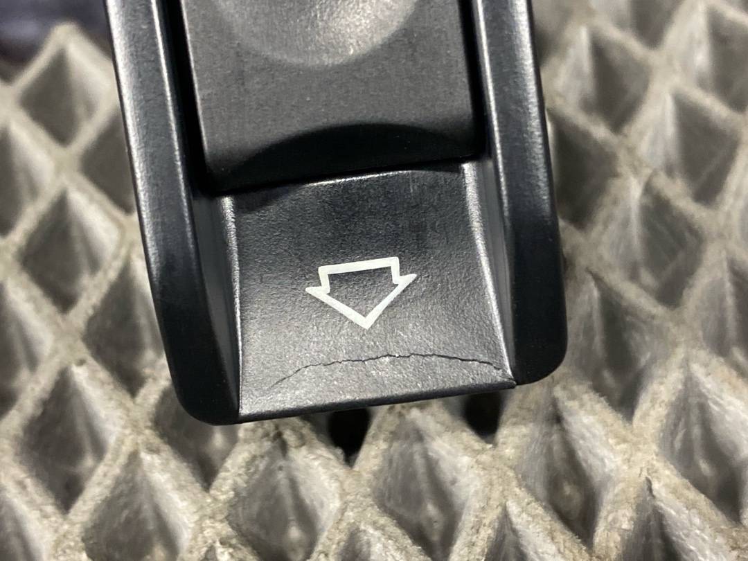 Кнопка люка, 473 рублей, Красноярск