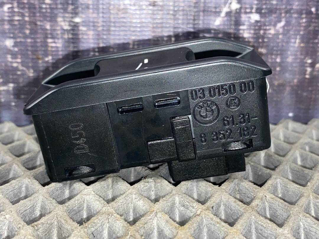 Кнопка люка, 473 рублей, Красноярск