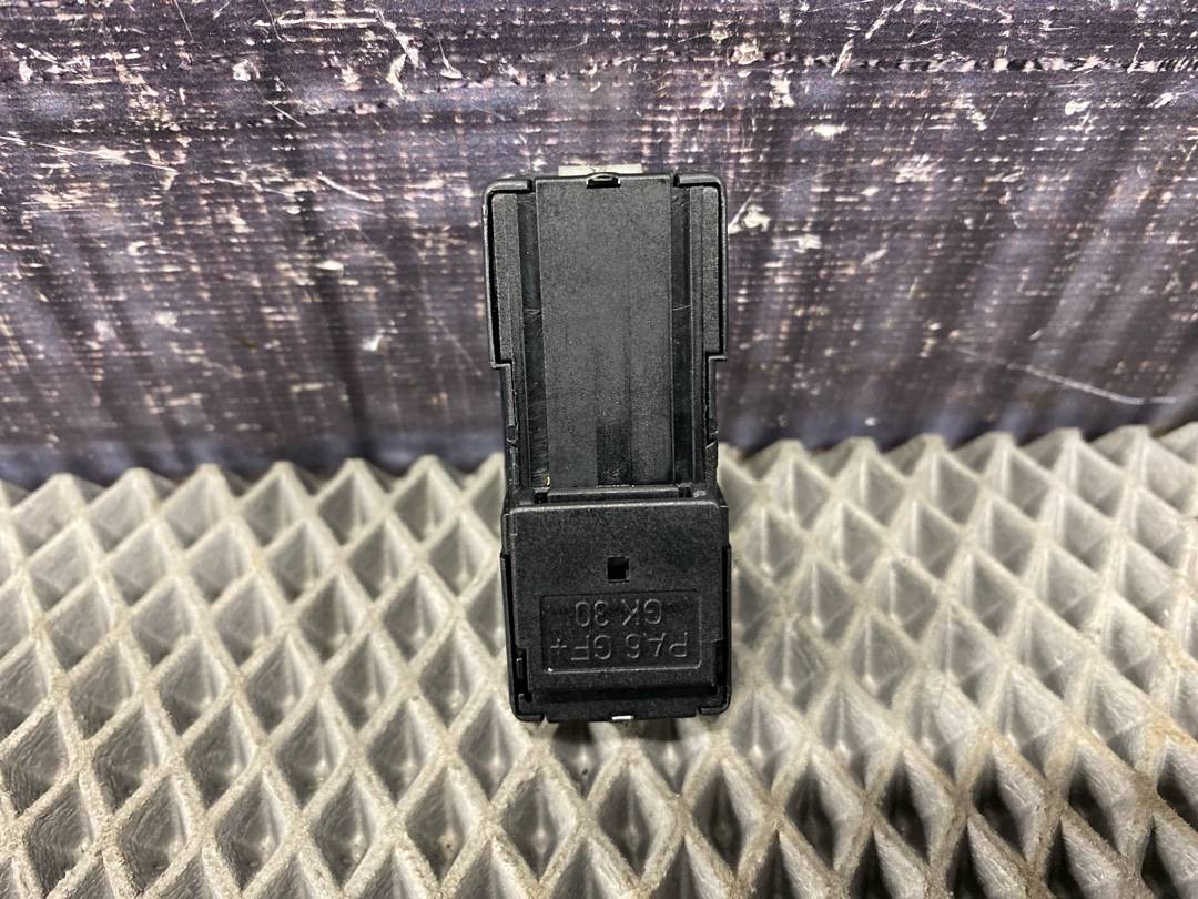 Кнопка люка, 473 рублей, Красноярск