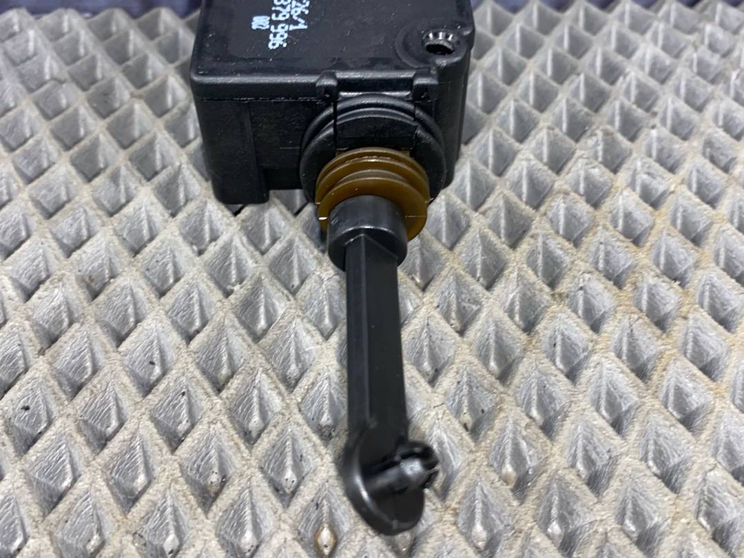 Привод замка багажника, 608 рублей, Красноярск