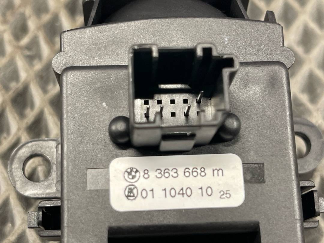 Подрулевой переключатель, 840 рублей, Красноярск