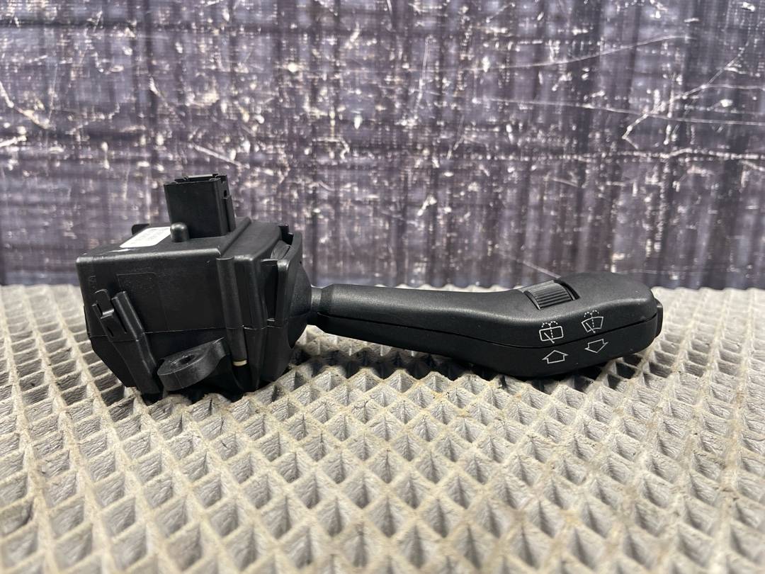 Подрулевой переключатель, 840 рублей, Красноярск