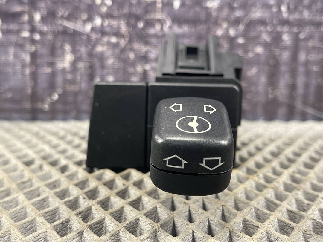 Подрулевой переключатель, 345 рублей, Красноярск