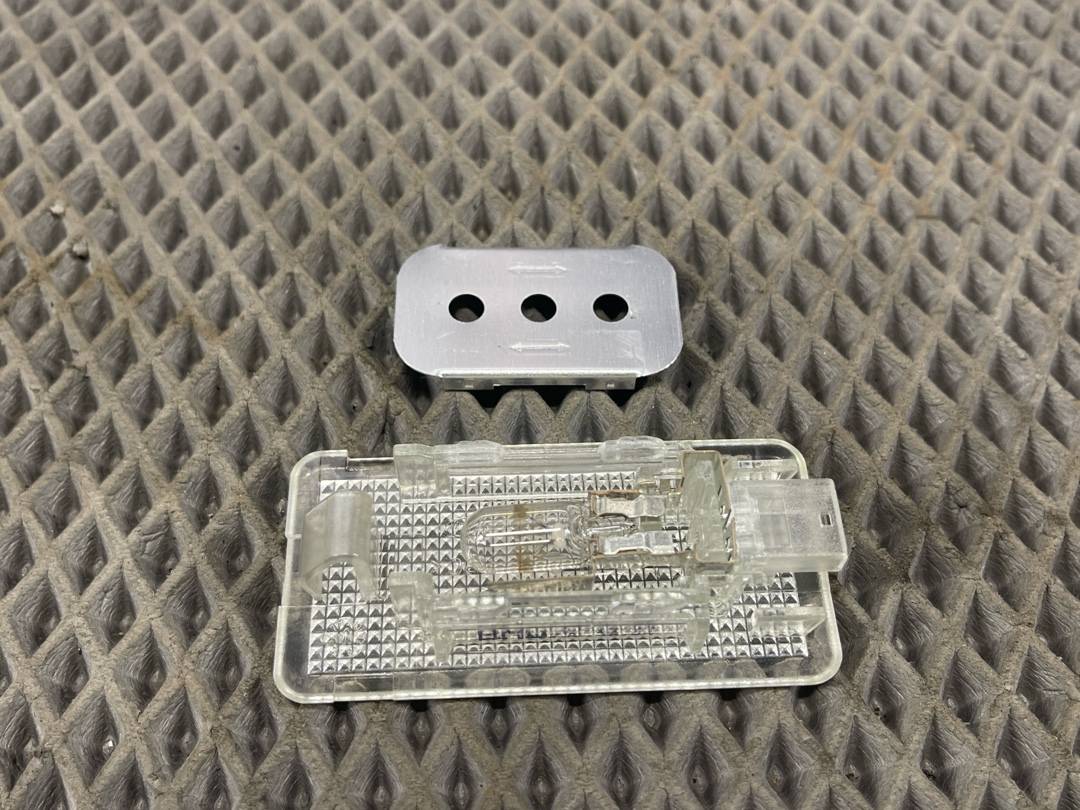 Плафон салона, 773 рублей, Красноярск