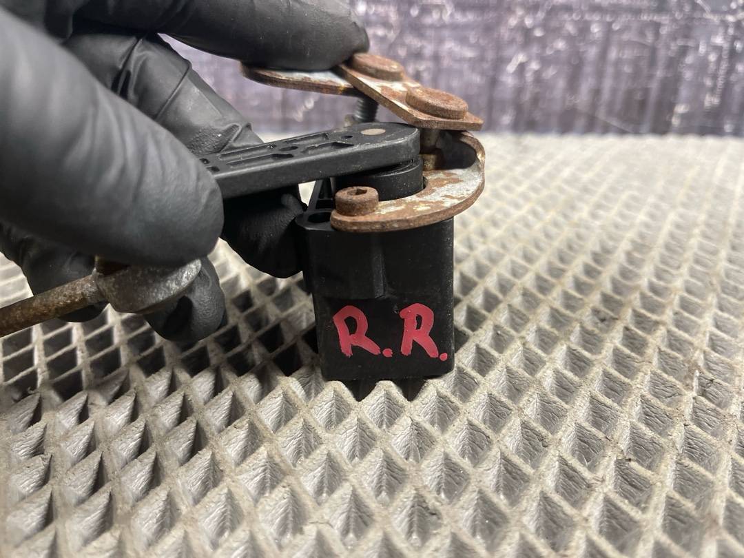 Датчик уровня подвески, 2130 рублей, Красноярск