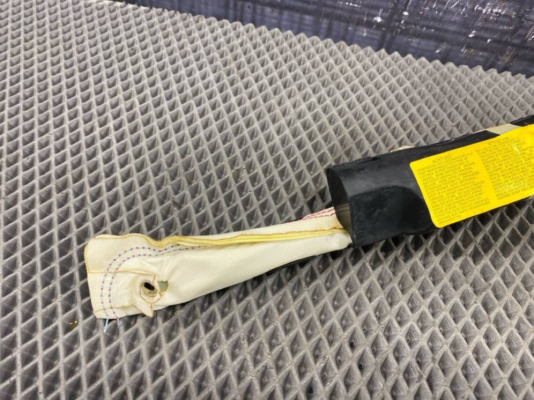 Подушка безопасности, 645 рублей, Красноярск