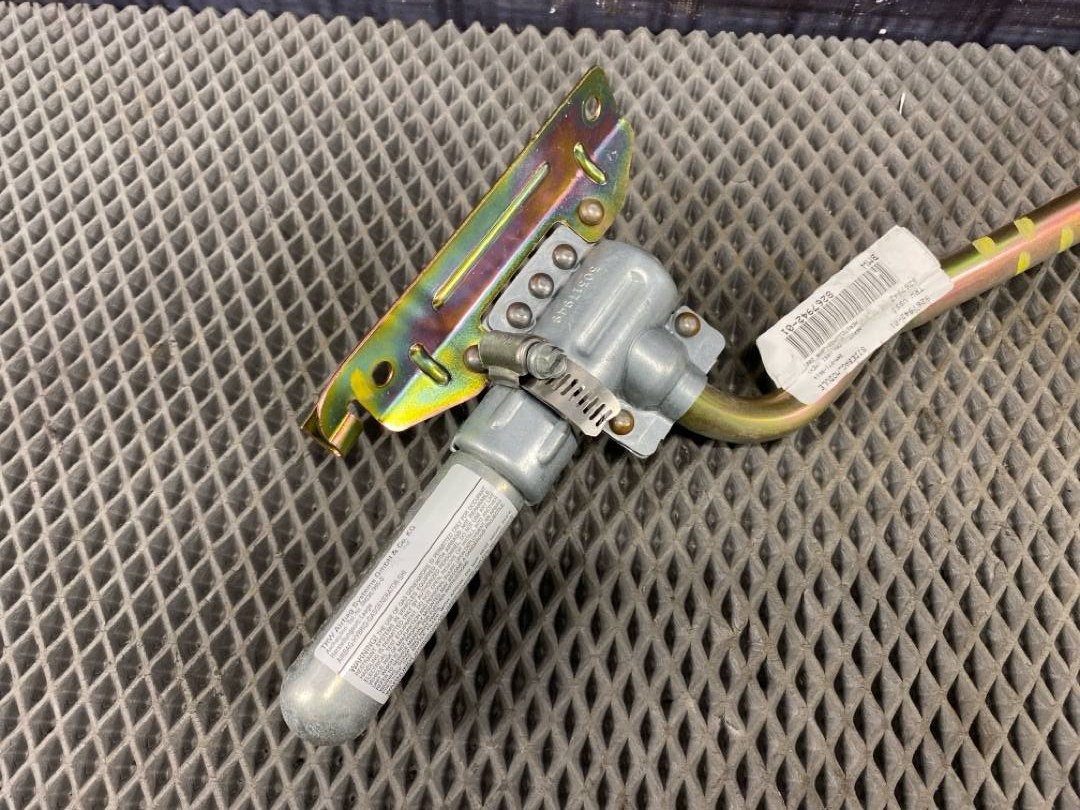 Подушка безопасности, 645 рублей, Красноярск