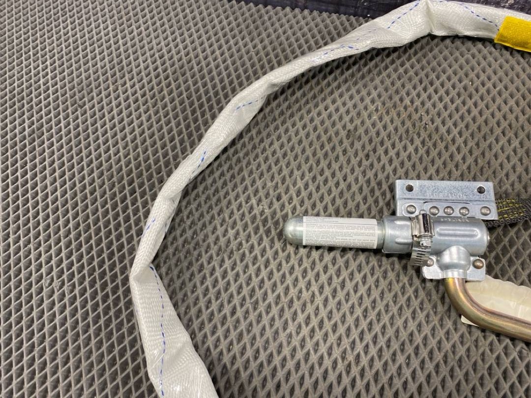 Подушка безопасности, 855 рублей, Красноярск