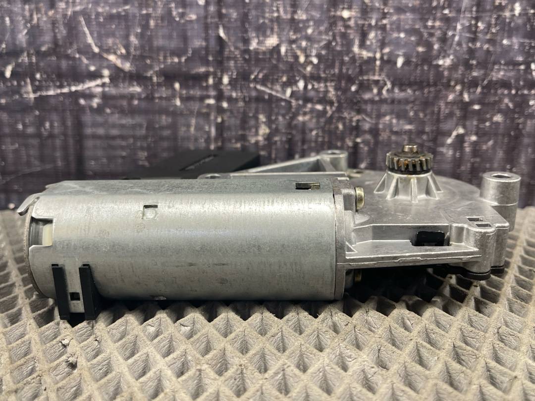 Мотор люка, 1410 рублей, Красноярск