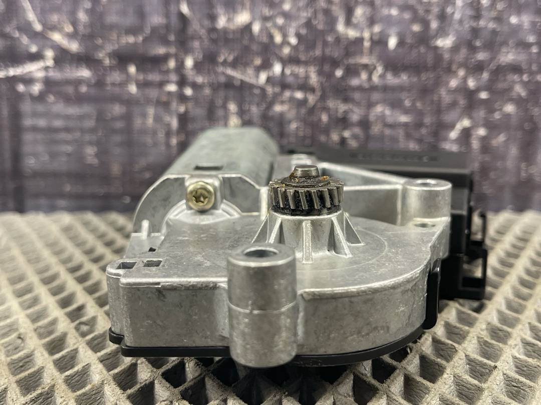 Мотор люка, 1410 рублей, Красноярск